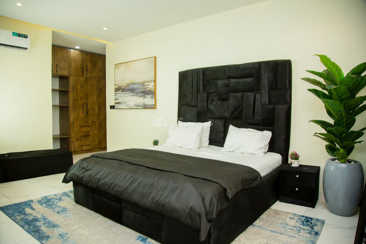 2 Bedroom Apartment with Ps5 and Swimming Pool, 16 Saka Oluwa Street, Ologolo, Lekki, Lagos, Flat / Apartment Short Let