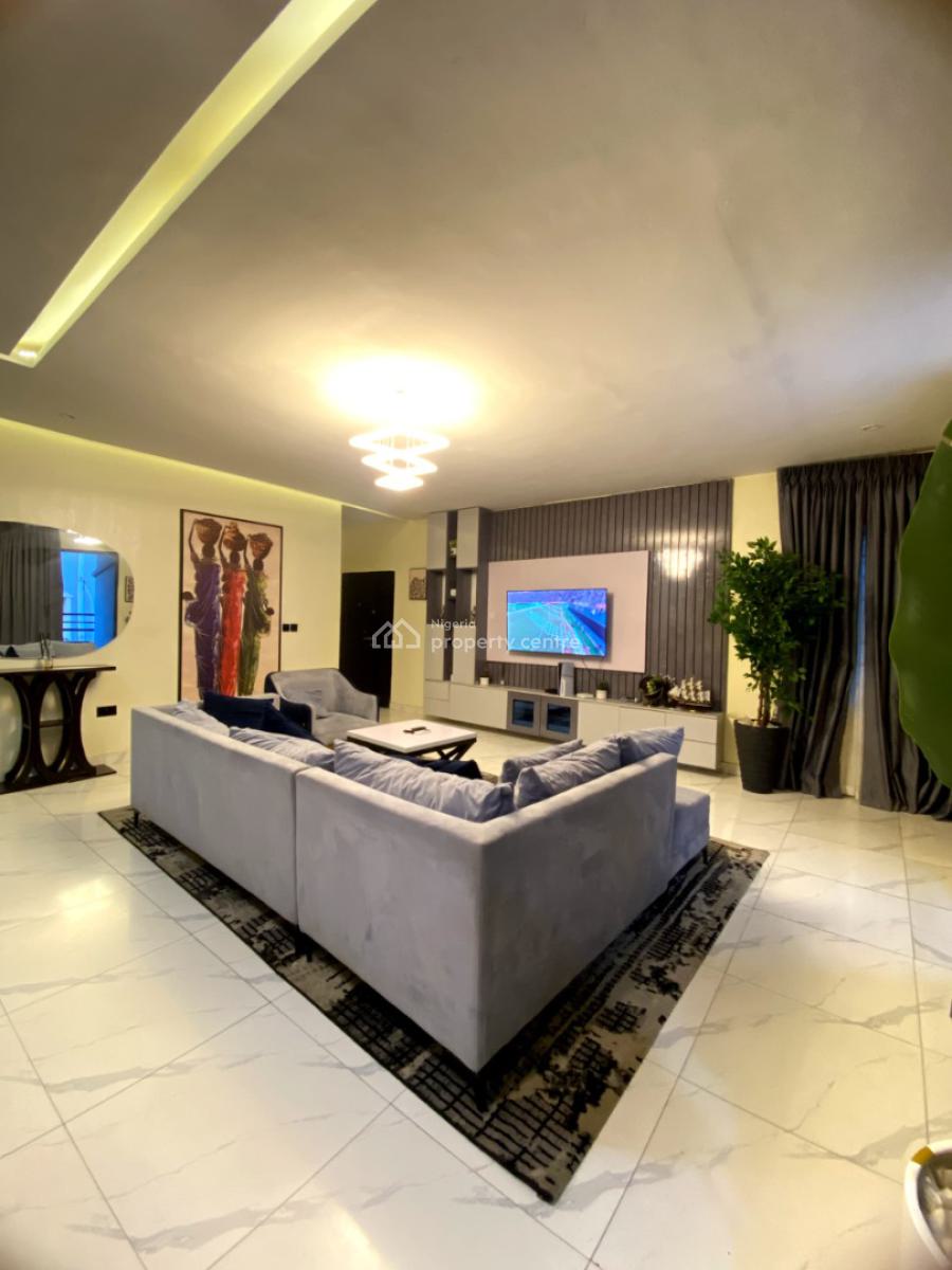 2 Bedroom Apartment with Ps5 and Swimming Pool, 16 Saka Oluwa Street, Ologolo, Lekki, Lagos, Flat / Apartment Short Let
