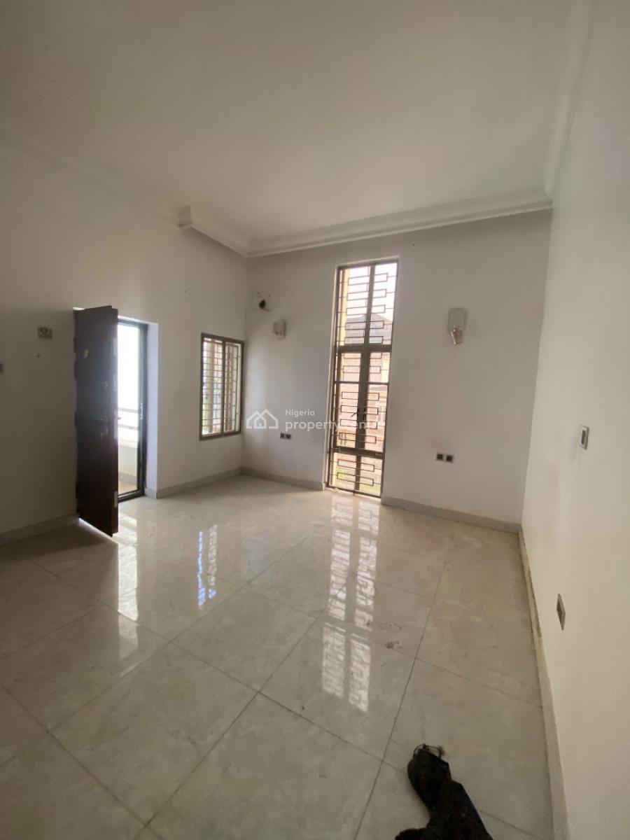 Nice 4 Bedroom Terrace Duplex  Guzape, Guzape District, Abuja, Terraced Duplex for Rent