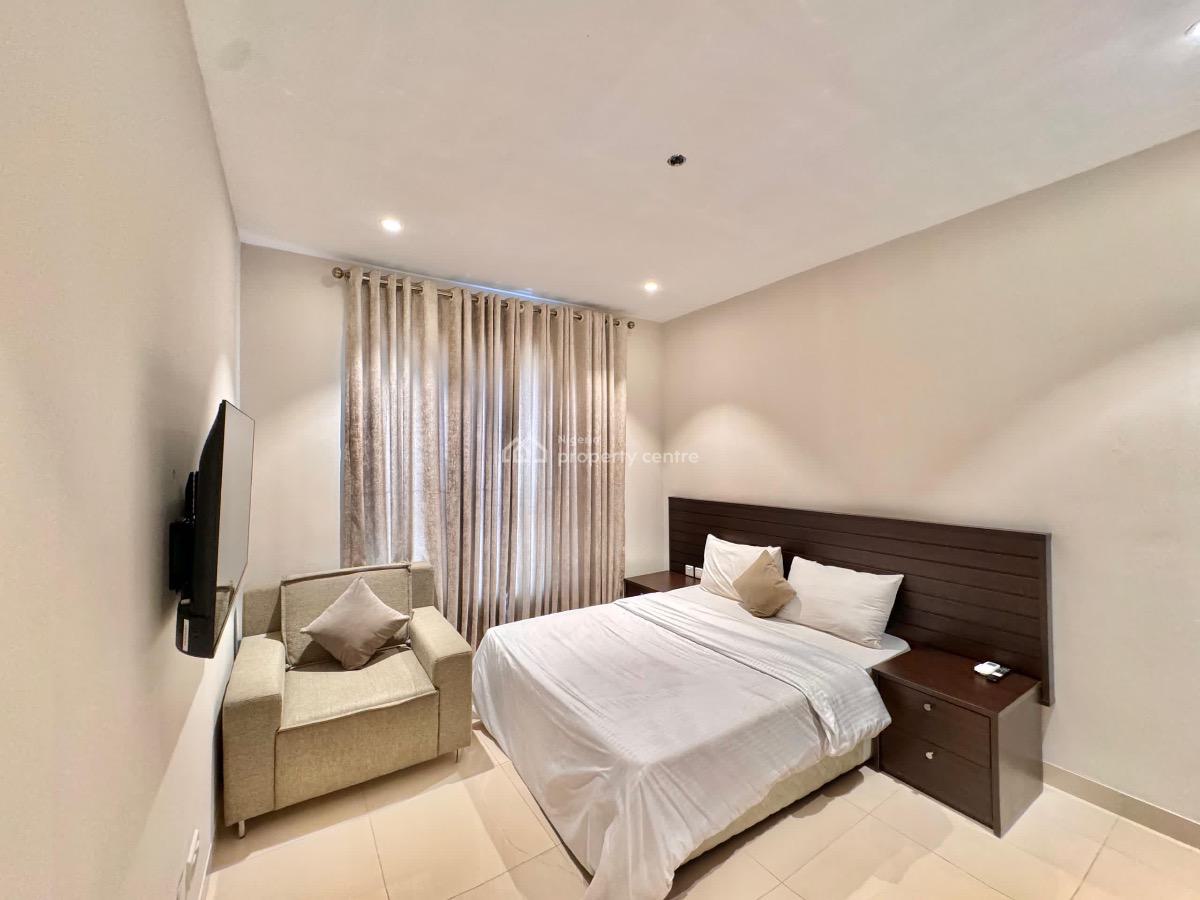 Stylish Waterfront 2 Bedroom, Bluewater Apartment, Oniru, Victoria Island (vi), Lagos, Flat / Apartment Short Let