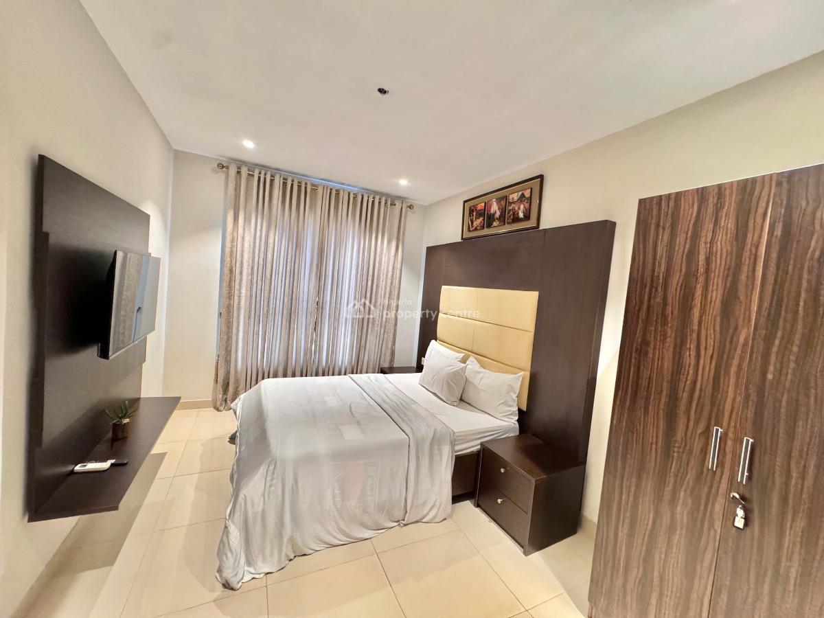 Stylish Waterfront 2 Bedroom, Bluewater Apartment, Oniru, Victoria Island (vi), Lagos, Flat / Apartment Short Let