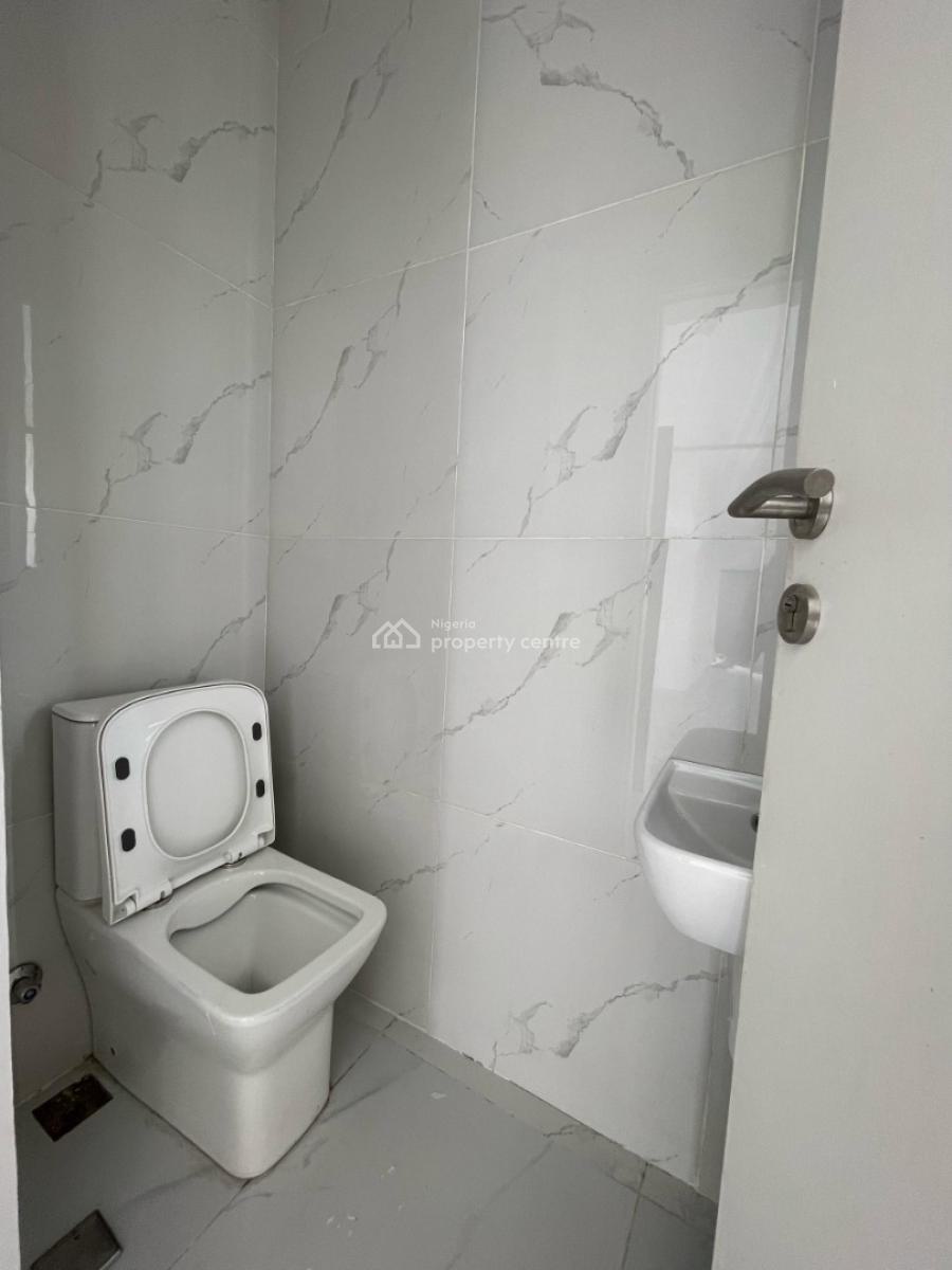3 Bedroom Serviced Apartment, Lekki Phase 1, Lekki, Lagos, Flat / Apartment for Sale