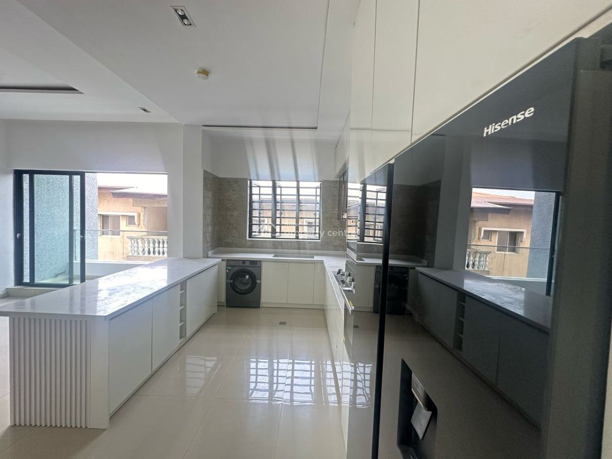 Spacious Newly Built 3 Bedroom Apartment Serviced, Lekki Phase1, Lekki Lagos, Lekki Phase 1, Lekki, Lagos, Flat / Apartment for Sale