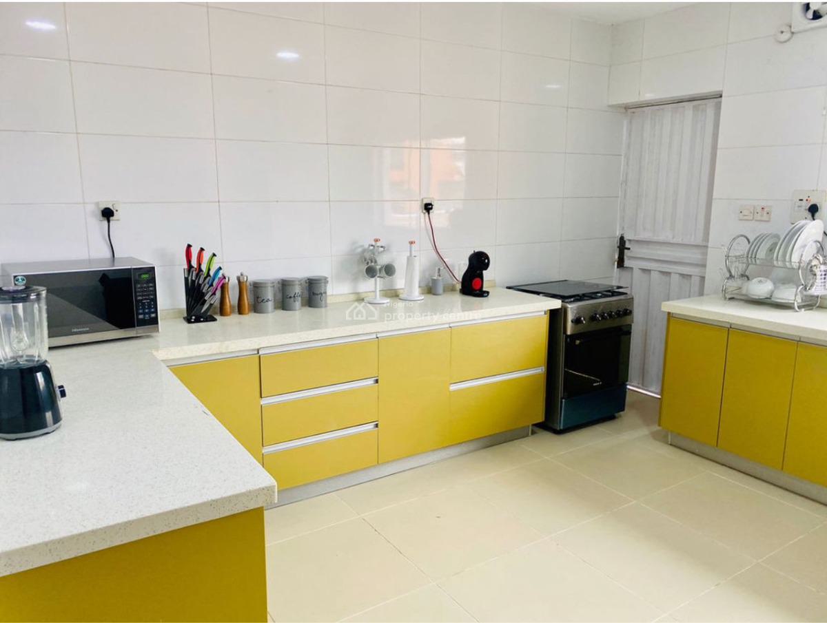 Luxury 3 Bedroom Apartment with Pool & Gym, Victoria Island (vi), Lagos, Flat / Apartment Short Let