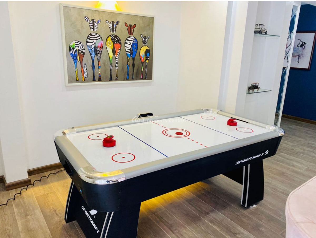 Luxury 3 Bedroom Apartment with Pool & Gym, Victoria Island (vi), Lagos, Flat / Apartment Short Let
