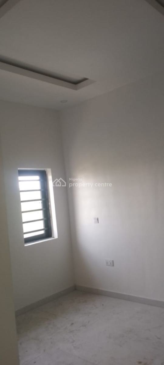 Newly Built Miniflat Upstairs with 2 Toilets  & Bath, 2 Balconies,, Mobile Road Ilaje, Lekki, Lagos, Mini Flat (room and Parlour) for Rent