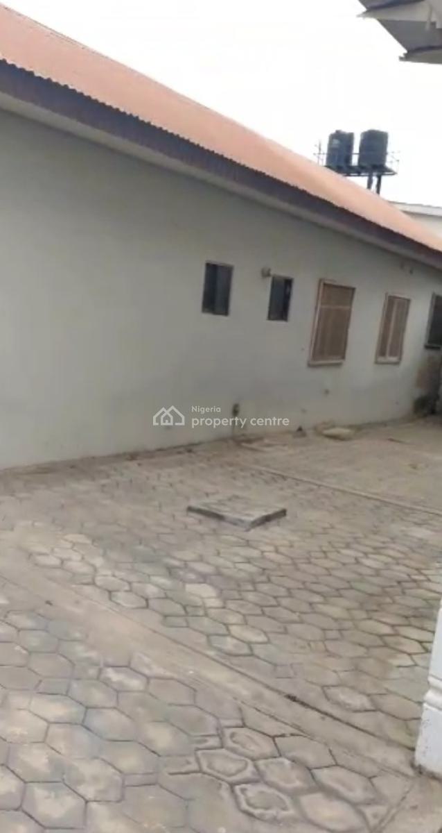 Tasteful, Fully Furnished 4-bedroom Detached + House Boys Quarters, Behind Total Filling Station, Oluyole Estate, Ibadan, Oyo, Detached Duplex for Rent