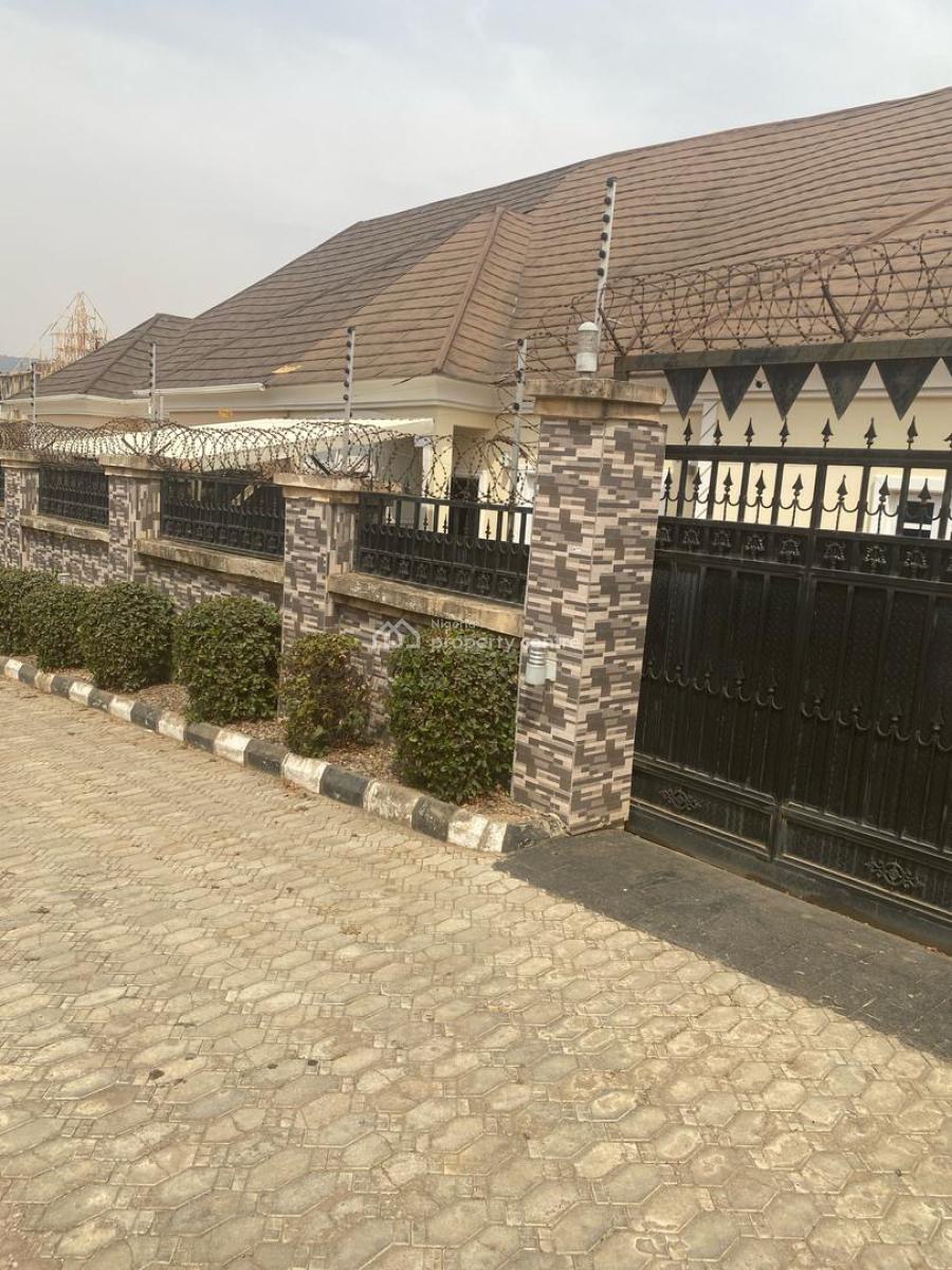 a Newly Renovated Spacious 3 Bedroom Bungalow Alone in a Compound, Ipent 7 Estate Opposite Mab Global Estate, Gwarinpa, Abuja, Detached Bungalow for Rent