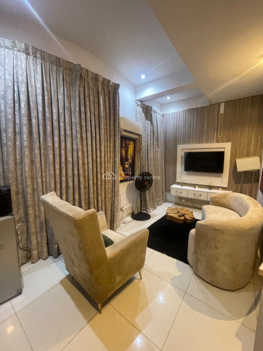 One Bedroom Penthouse, Chevy View Estate, Chevron, Lekki, Lagos, Mini Flat (room and Parlour) Short Let