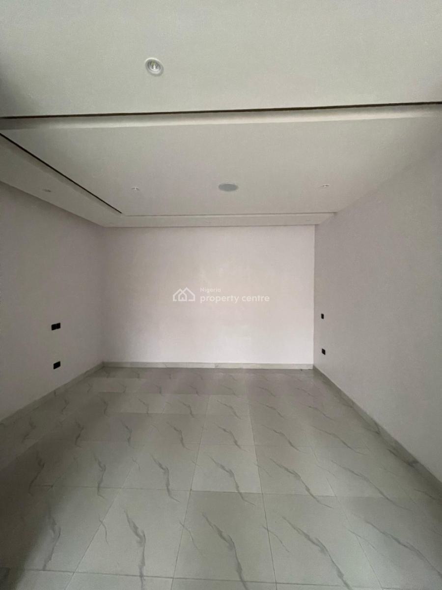 3 Bedroom Apartment, Lekki Phase 1, Lekki, Lagos, Flat / Apartment for Sale