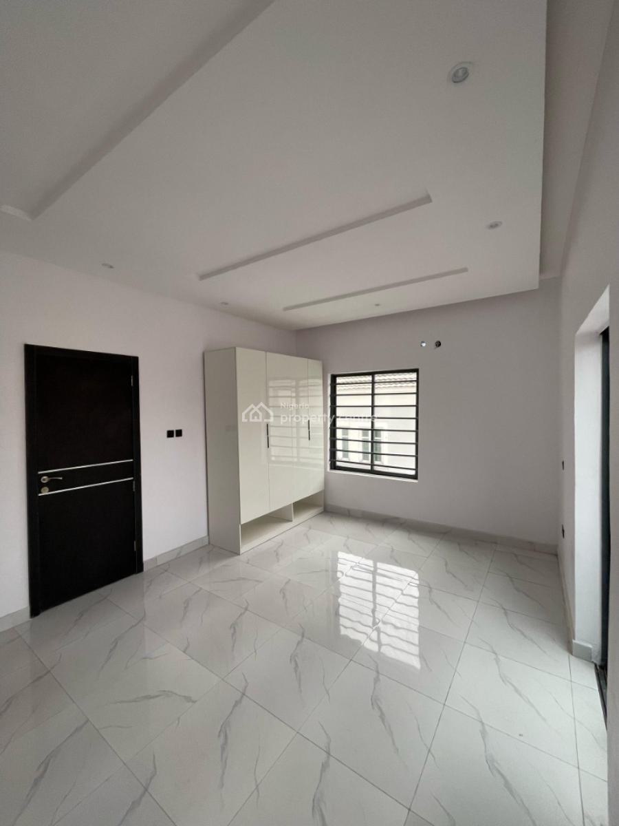 3 Bedroom Apartment, Lekki Phase 1, Lekki, Lagos, Flat / Apartment for Sale