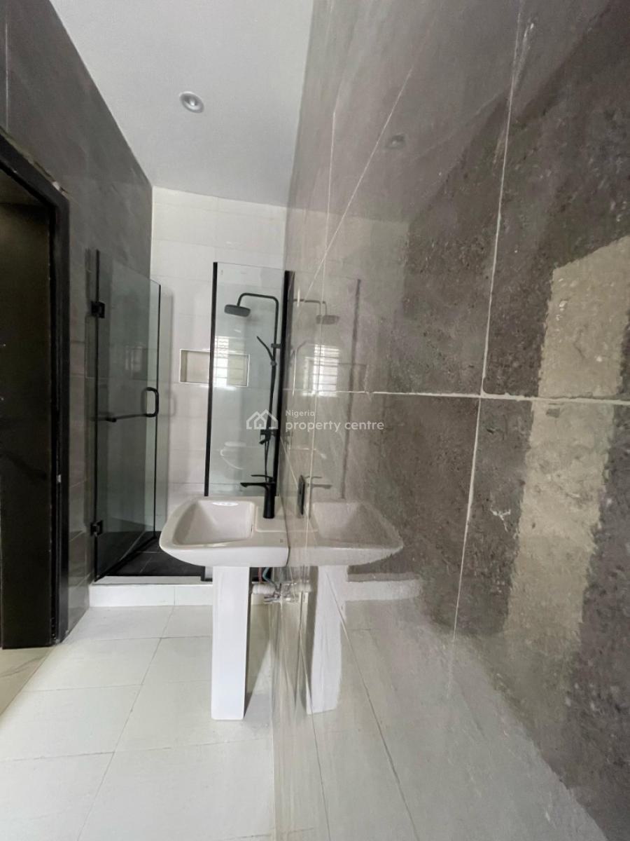 3 Bedroom Apartment, Lekki Phase 1, Lekki, Lagos, Flat / Apartment for Sale