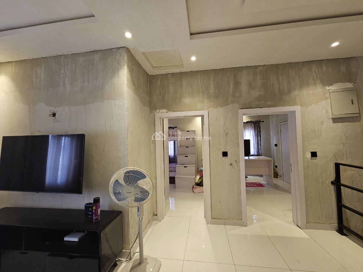 Nice 4-bedroom Semi-detached Duplex with Boysquarters, Fowowe Street, Agungi, Lekki, Lagos, Semi-detached Duplex for Sale