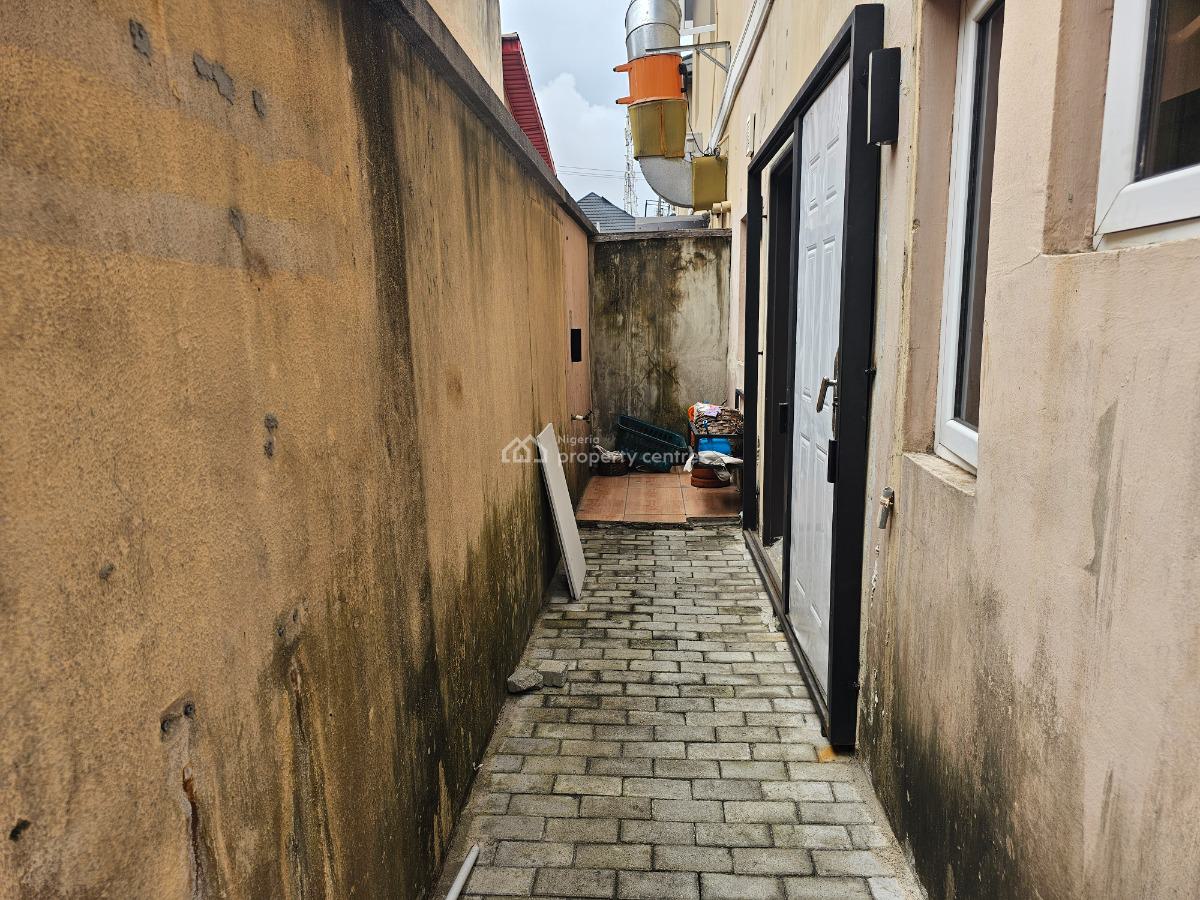 Nice 4-bedroom Semi-detached Duplex with Boysquarters, Fowowe Street, Agungi, Lekki, Lagos, Semi-detached Duplex for Sale
