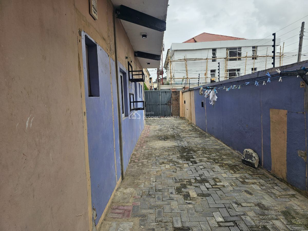 Nice 4-bedroom Semi-detached Duplex with Boysquarters, Fowowe Street, Agungi, Lekki, Lagos, Semi-detached Duplex for Sale