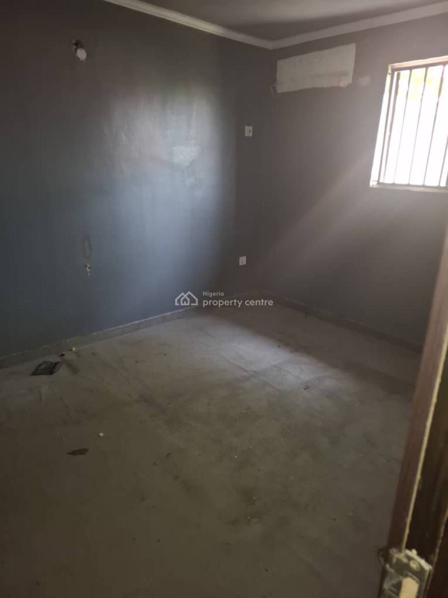Two Bedroom Apartment, Lekki Phase 1, Lekki, Lagos, Flat / Apartment for Rent