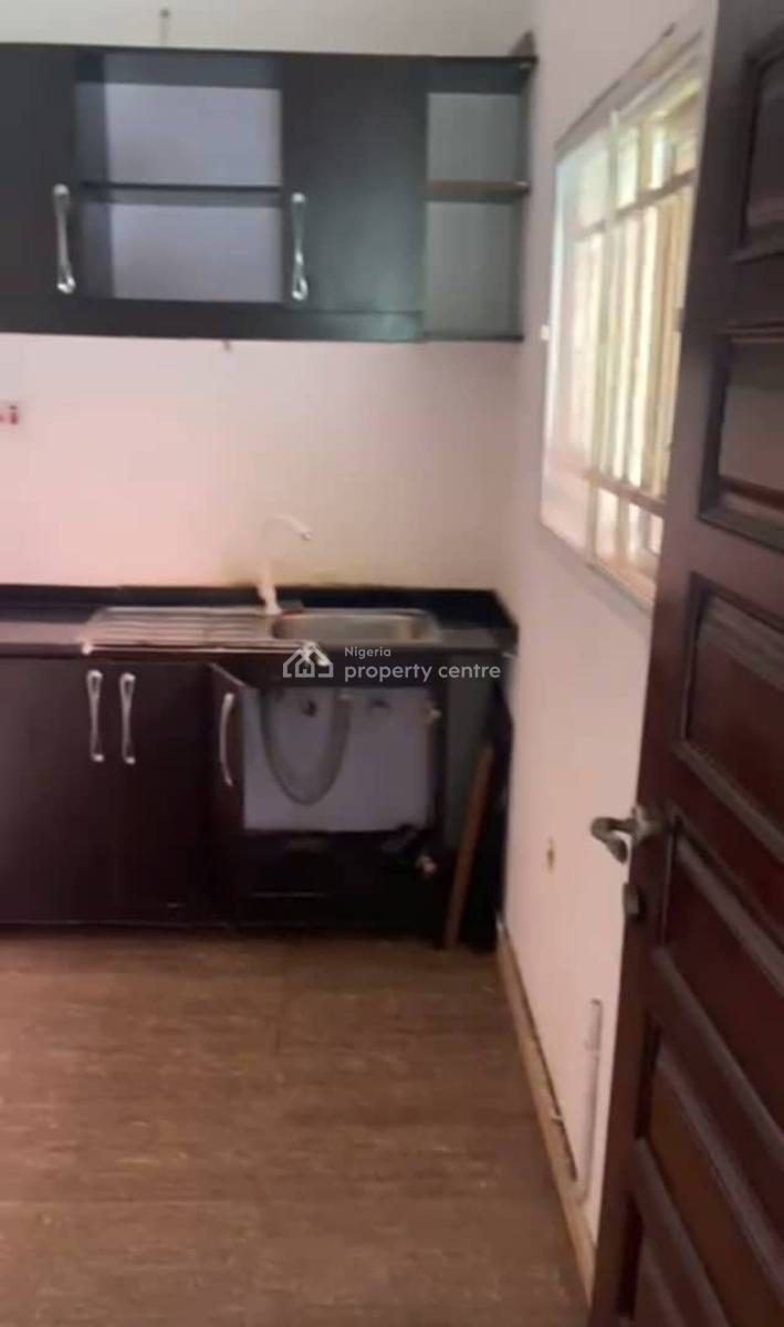 Vacant and Spacious Mini Flat, Lekki Phase 1, Lekki, Lagos, Mini Flat (room and Parlour) for Rent