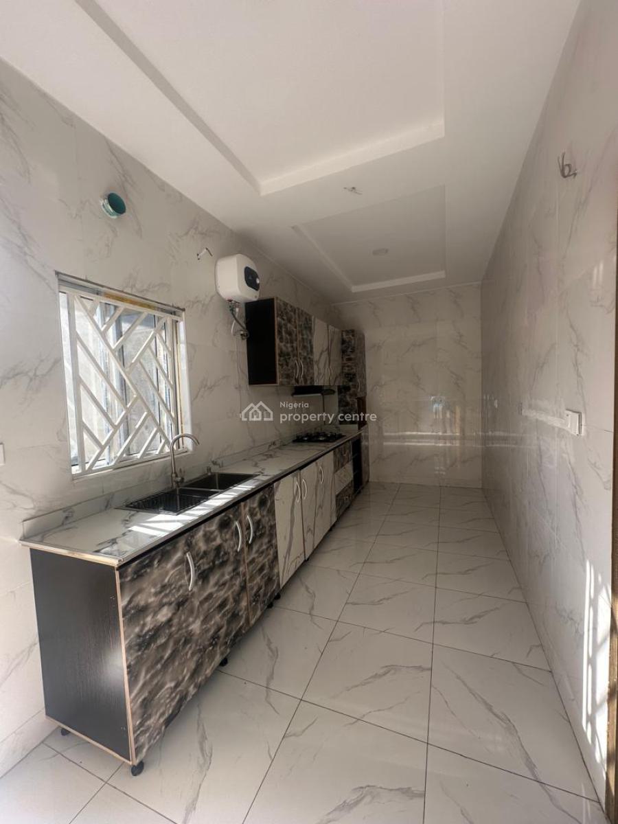 2 Bedroom Apartment Plus Bq, Ikota, Lekki, Lagos, Flat / Apartment for Sale