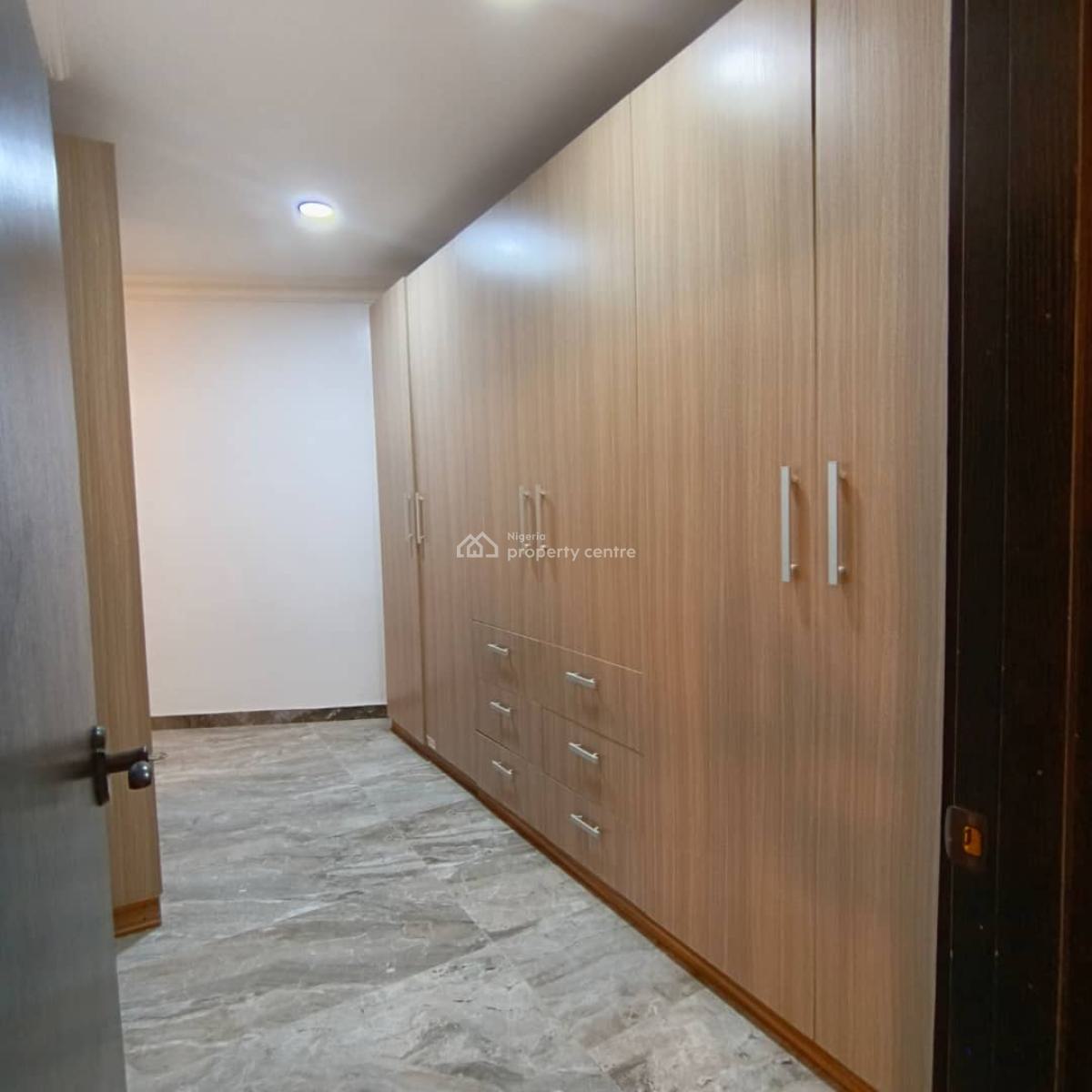 Urgent Detached House on 1000 Sqm Plot, Exxon Mobil Emerald Estate, Ajah, Lagos, Detached Duplex for Sale