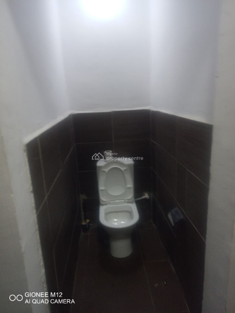 Service 1 Room Self-contained Apartment, Off Sinari Daranijo Street, Victoria Island (vi), Lagos, Self Contain (single Rooms) for Rent