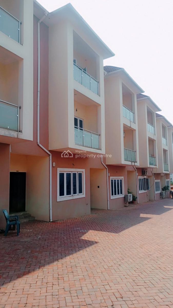 4 Bedroom Semi Detached Duplex, Guzape District, Abuja, Terraced Duplex for Sale