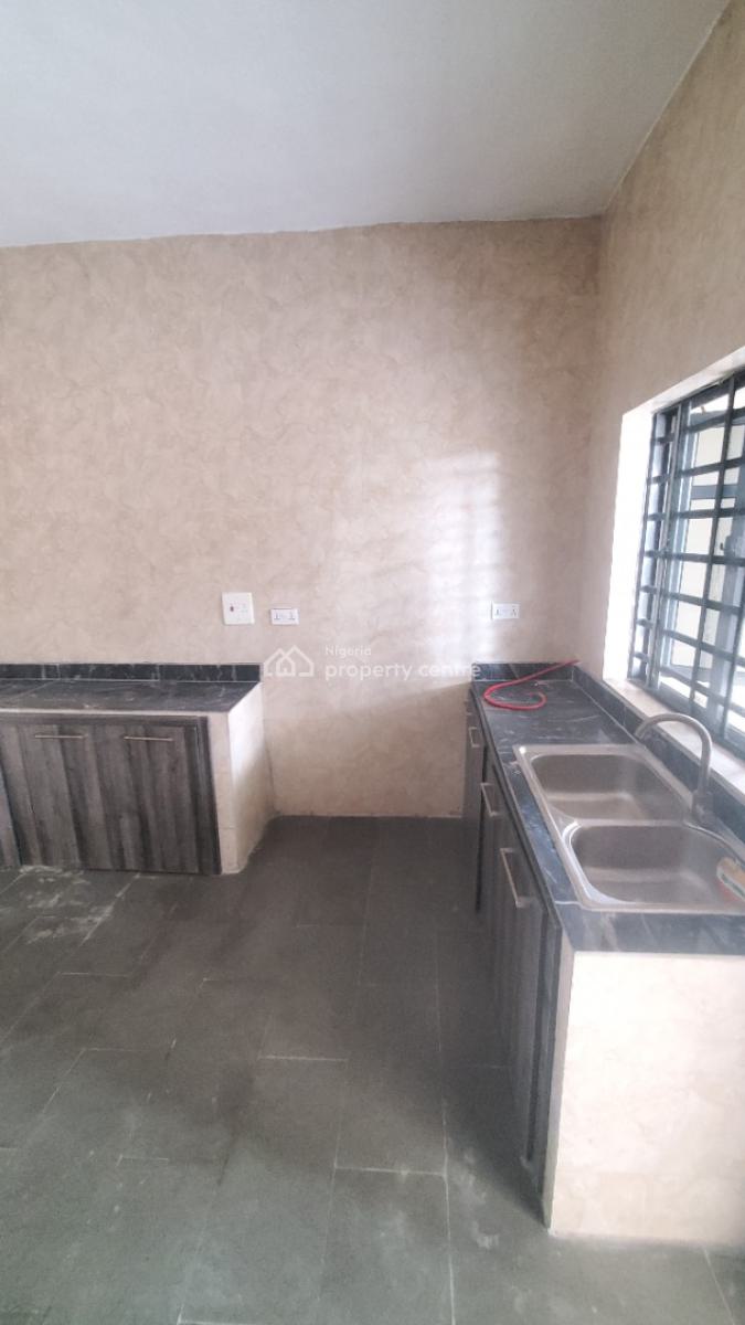 Well Ventilated and Spacious 2 Bedroom Apartment, Ilaje, Ajah, Lagos, Flat / Apartment for Rent