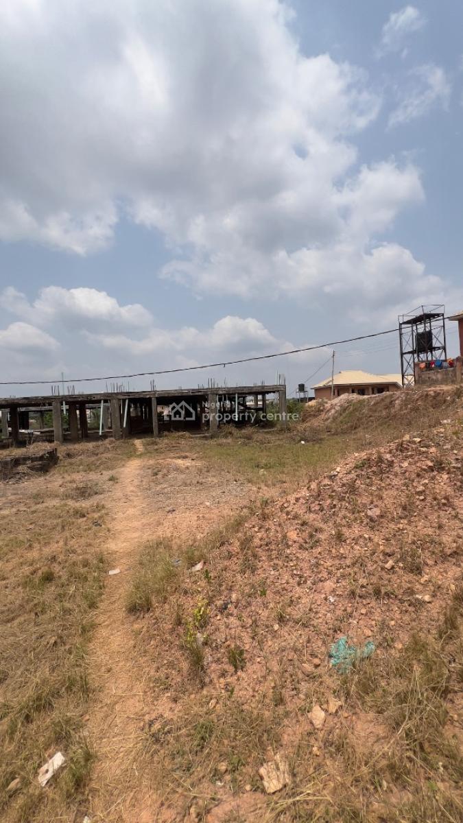 5plots of Land Measuring About 2501sqm Land Comprising of Decked Carca, Adjacent Futa North Gate By Akure-ilesha Expressway Akure, Ondo State., Akure, Ondo, Mixed-use Land for Sale