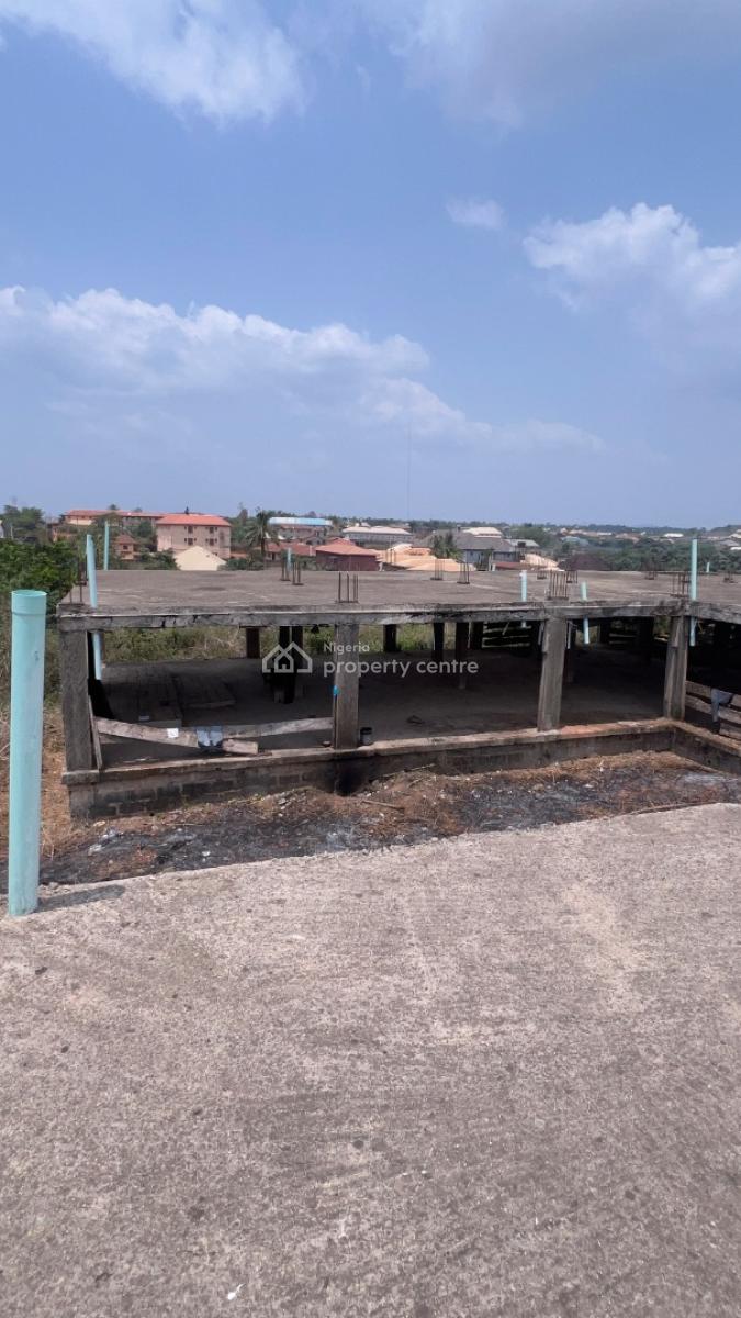 5plots of Land Measuring About 2501sqm Land Comprising of Decked Carca, Adjacent Futa North Gate By Akure-ilesha Expressway Akure, Ondo State., Akure, Ondo, Mixed-use Land for Sale