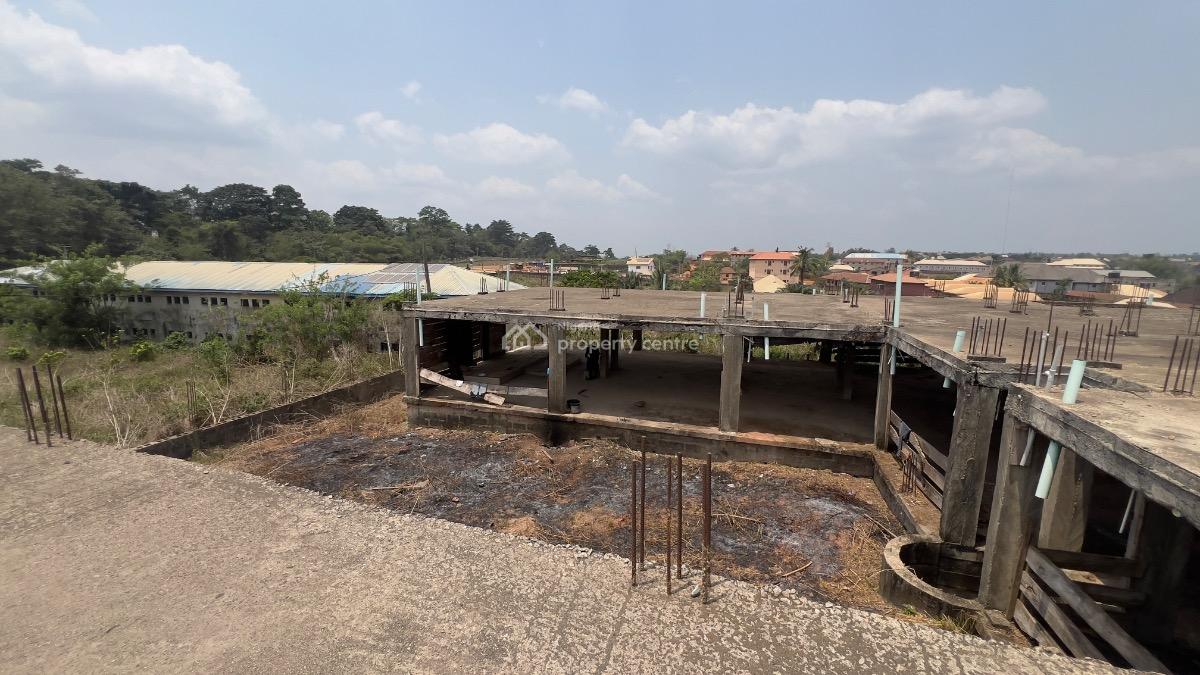 5plots of Land Measuring About 2501sqm Land Comprising of Decked Carca, Adjacent Futa North Gate By Akure-ilesha Expressway Akure, Ondo State., Akure, Ondo, Mixed-use Land for Sale