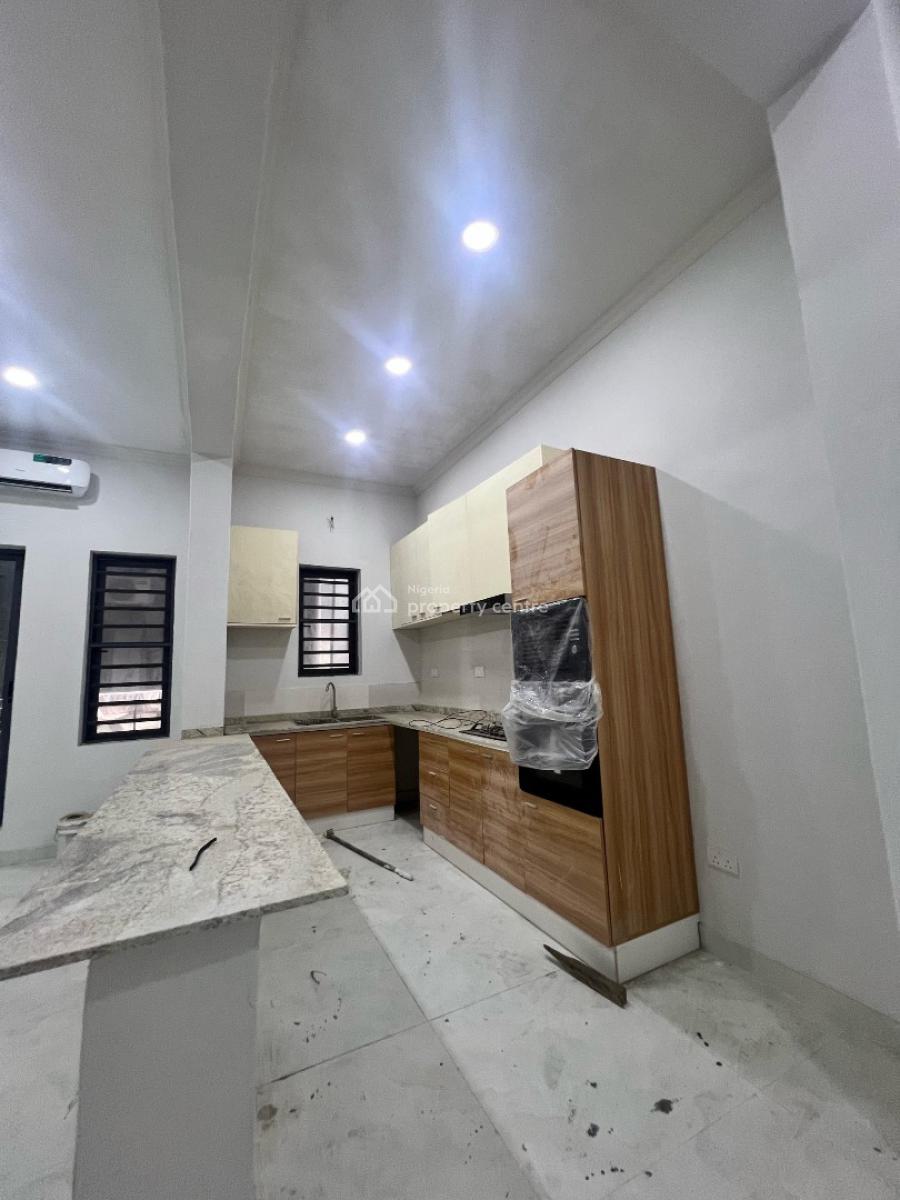 *neatly Finished 2 Bedroom Apartment*, Ikate, Lekki, Lagos, Flat / Apartment for Sale
