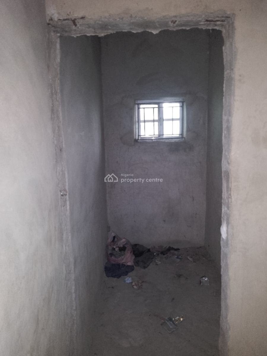 4 Units of 3 Bedrooms, L.f.i Estate, Off Bayeku Road, Igbogbo, Ikorodu, Lagos, Block of Flats for Sale