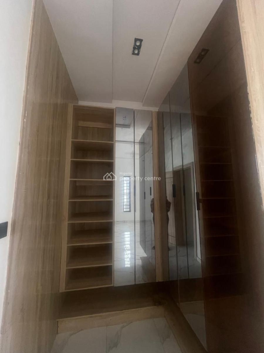 4 Bedroom Semi Detached Self Compound, Chevron, Lekki Phase 2, Lekki, Lagos, Semi-detached Duplex for Sale