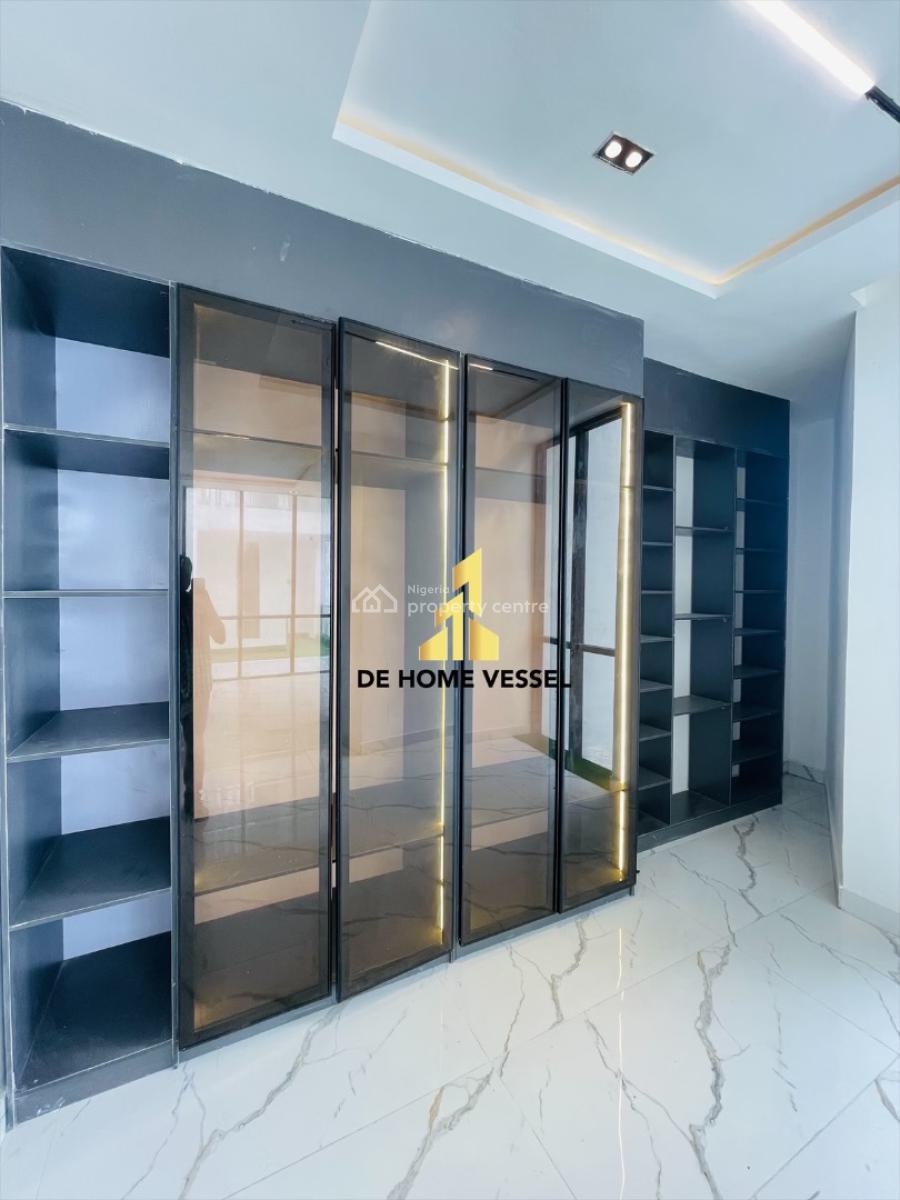 Gorgeously Perched Luxury 5 Bedrooms Smart Home with Pool and Bq, Chevron, Lekki, Lagos, Detached Duplex for Sale
