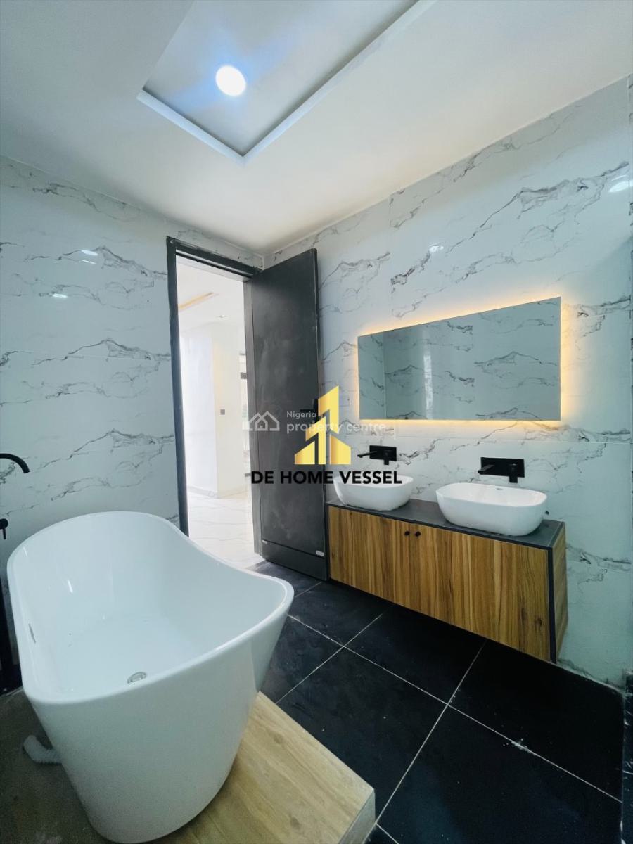 Gorgeously Perched Luxury 5 Bedrooms Smart Home with Pool and Bq, Chevron, Lekki, Lagos, Detached Duplex for Sale