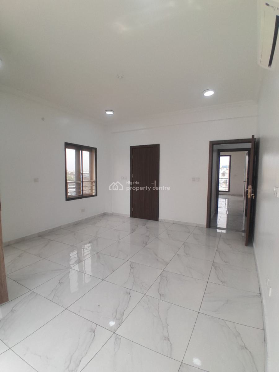 3 Bedrooms with Bq, Ahmadu Bello Way, Victoria Island (vi), Lagos, Flat / Apartment for Rent