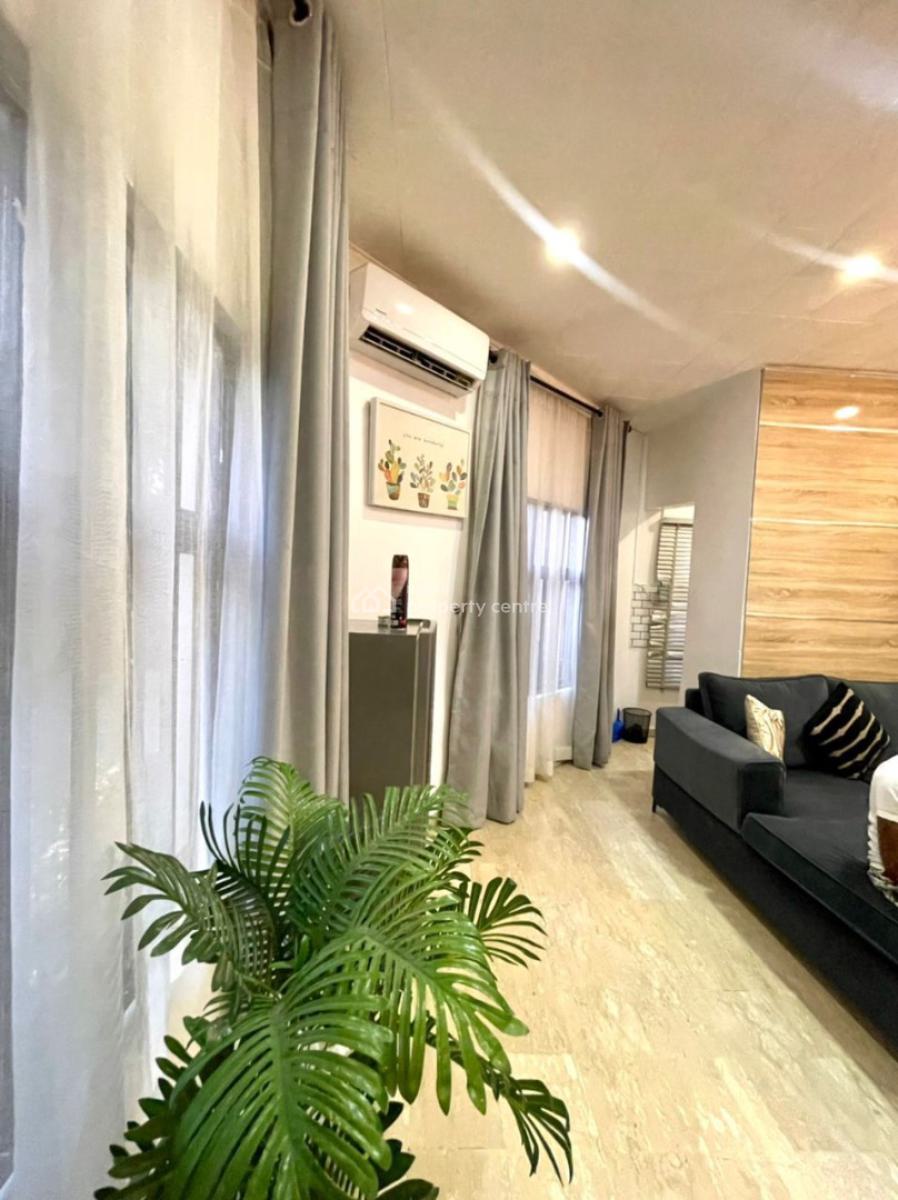 1 Bedroom Apartment, Lekki Phase 1, Lekki, Lagos, Flat / Apartment Short Let