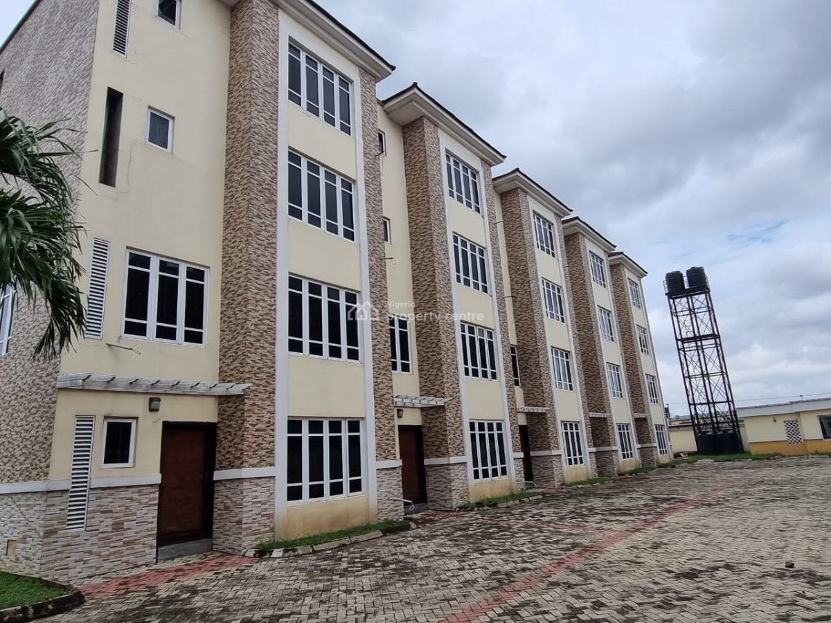 4 Bedroom Apartment, Ikeja Gra, Ikeja, Lagos, Flat / Apartment Short Let