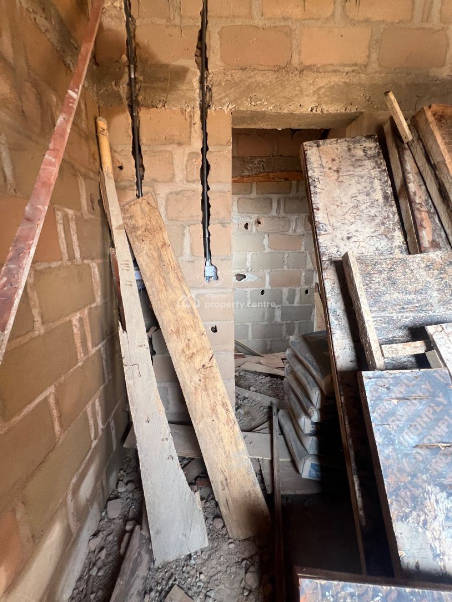 4 Ensuite Bedroom + 1 Visitors Restroom and Bq Space, Grace Land Estate, New Enugu, Enugu, Enugu, Detached Duplex for Sale