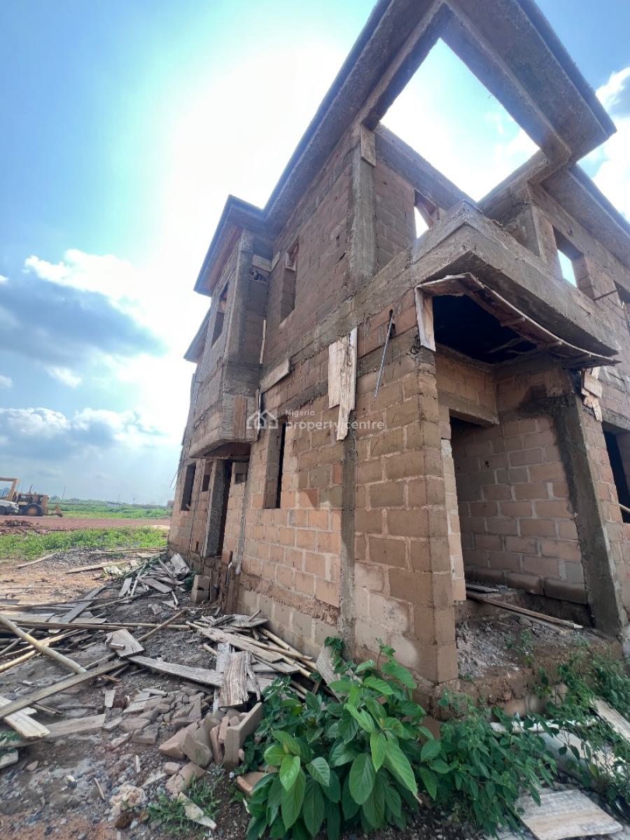 4 Ensuite Bedroom + 1 Visitors Restroom and Bq Space, Grace Land Estate, New Enugu, Enugu, Enugu, Detached Duplex for Sale