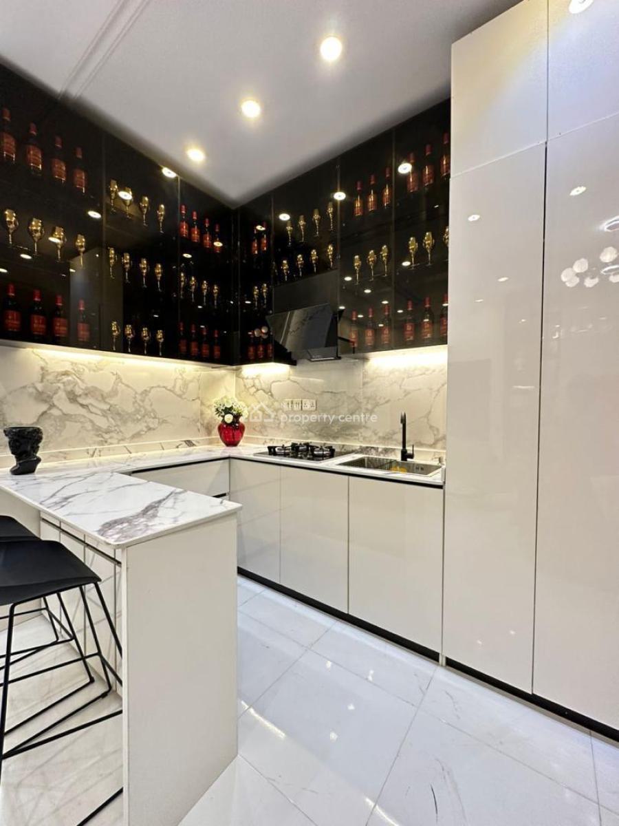 Luxury 1 Bedroom with a Bathtub, Chevron, Lekki, Lagos, Flat / Apartment Short Let