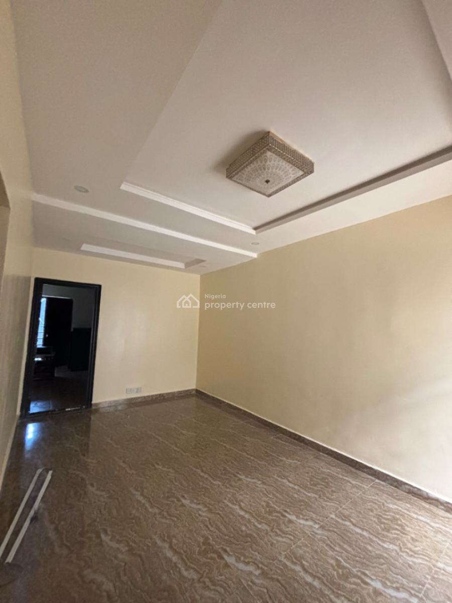 Self Compound 4 Bedroom Terrace Duplex with 2 Bq, Lekki Phase 1, Lekki, Lagos, Terraced Duplex for Rent