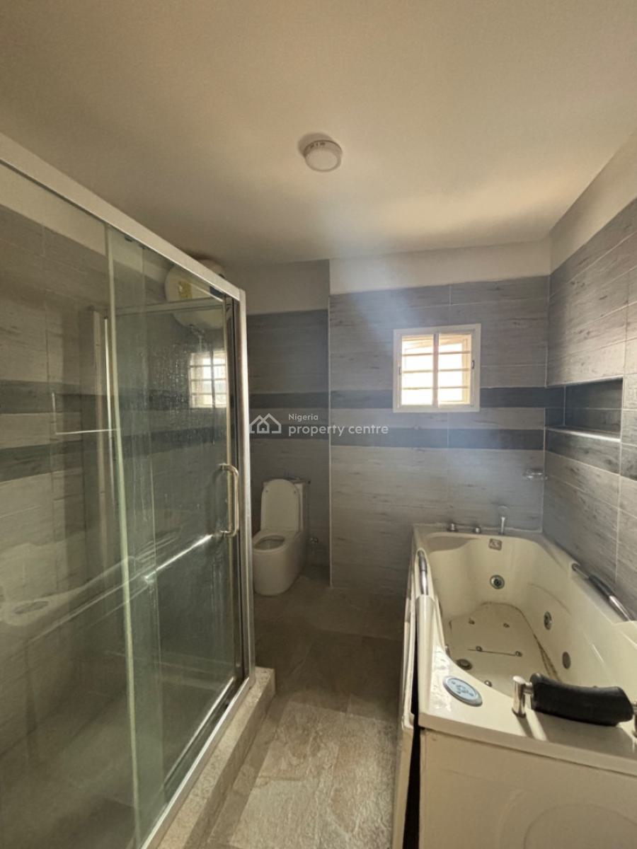 Self Compound 4 Bedroom Terrace Duplex with 2 Bq, Lekki Phase 1, Lekki, Lagos, Terraced Duplex for Rent