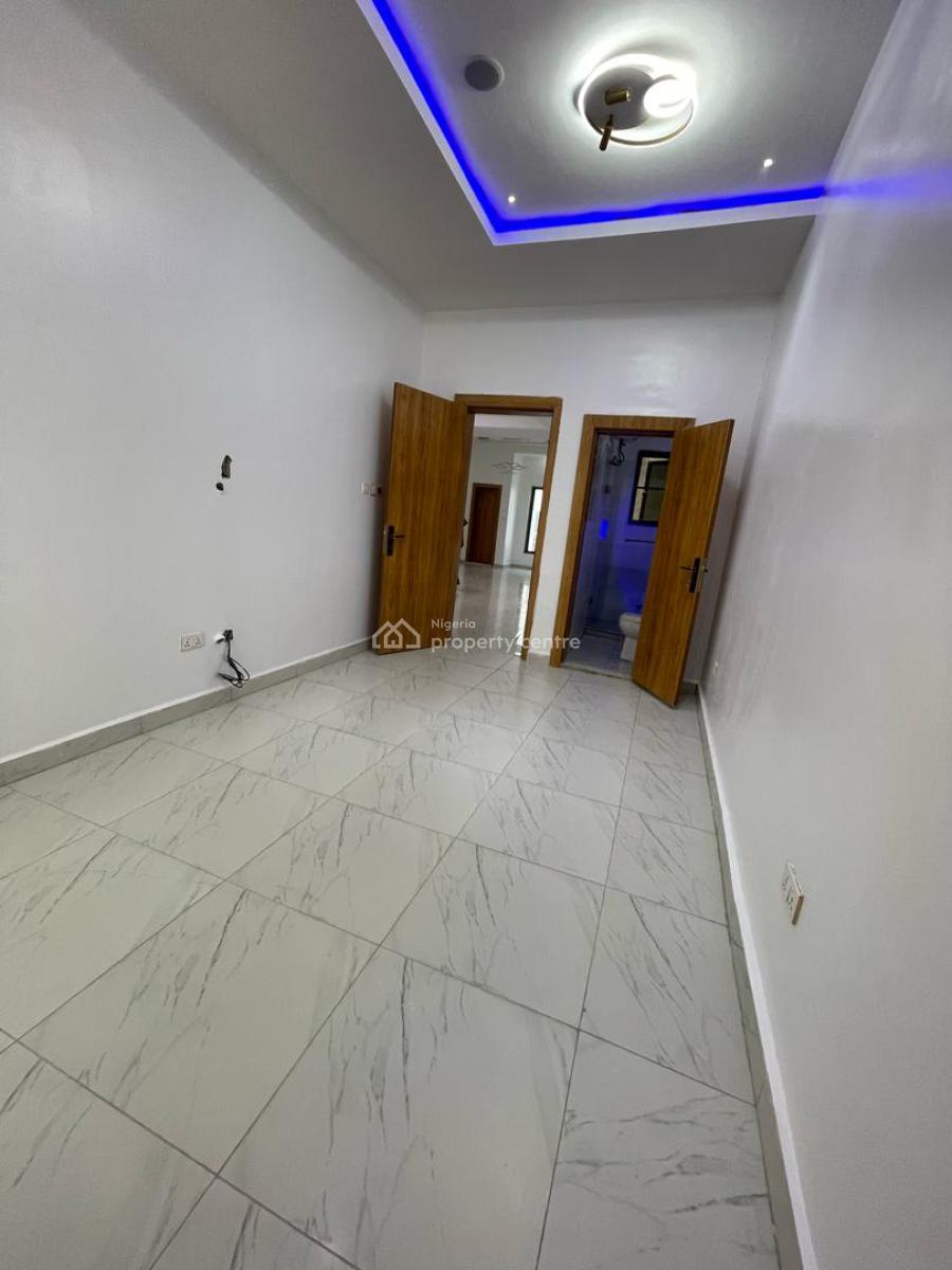 2 Bedrooms Apartment with an Elevator, Ilasan, Lekki, Lagos, Flat / Apartment for Rent
