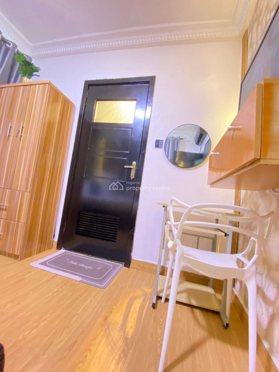 Franklin Lovely Studio Apartment, Ikate, Ikate Elegushi, Lekki, Lagos, Flat / Apartment Short Let