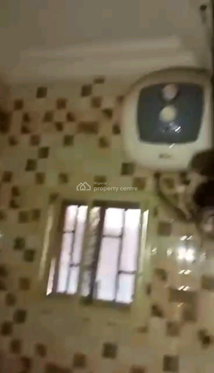 Decent, Standard and Lovely Three (3) Bedrooms Flat, Off Lawanson, Surulere, Lagos, Flat / Apartment for Rent
