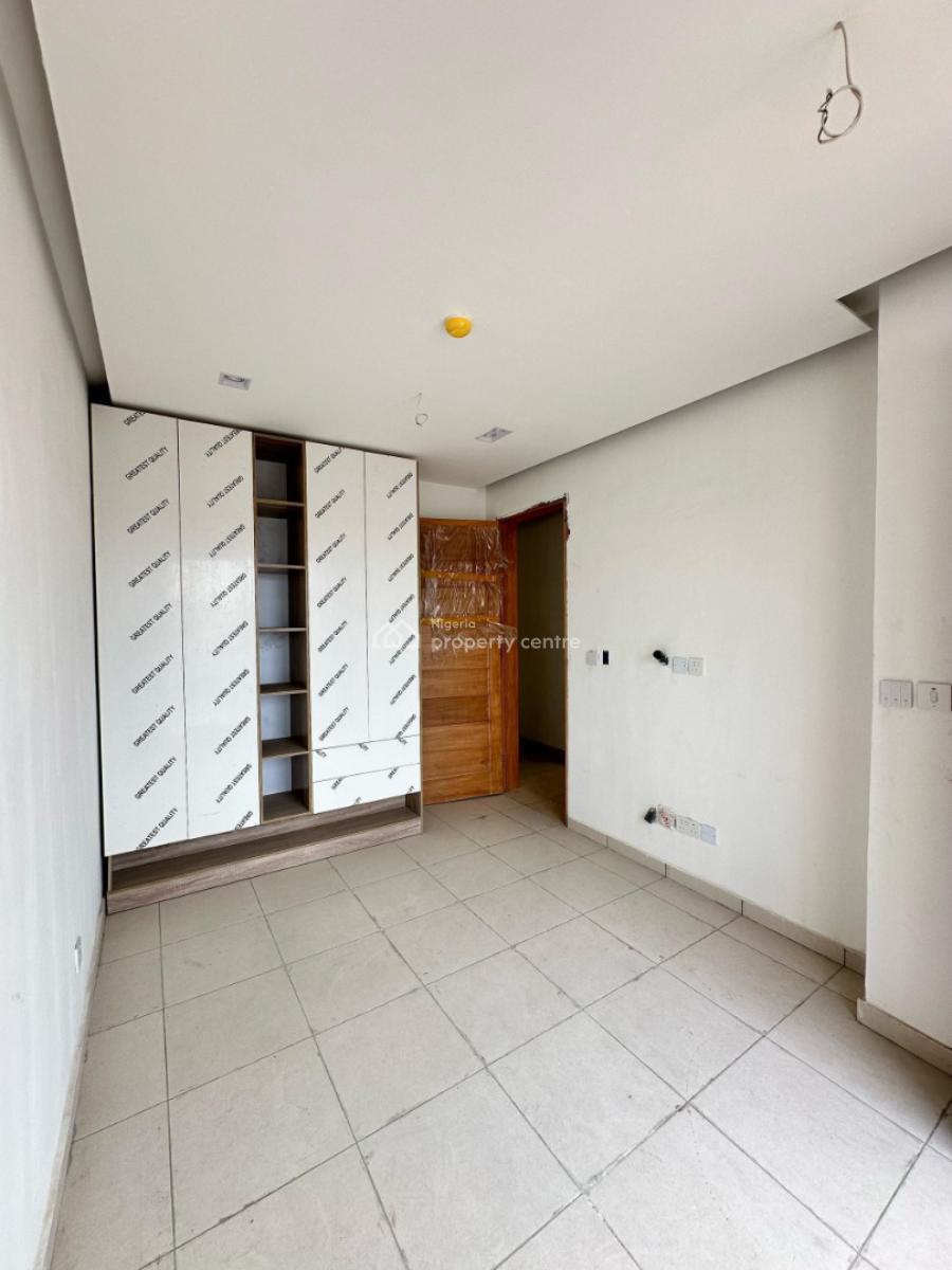 Standard 2 Bedroom Apartment with General Gym and Pool, Ologolo, Lekki, Lagos, Flat / Apartment for Sale