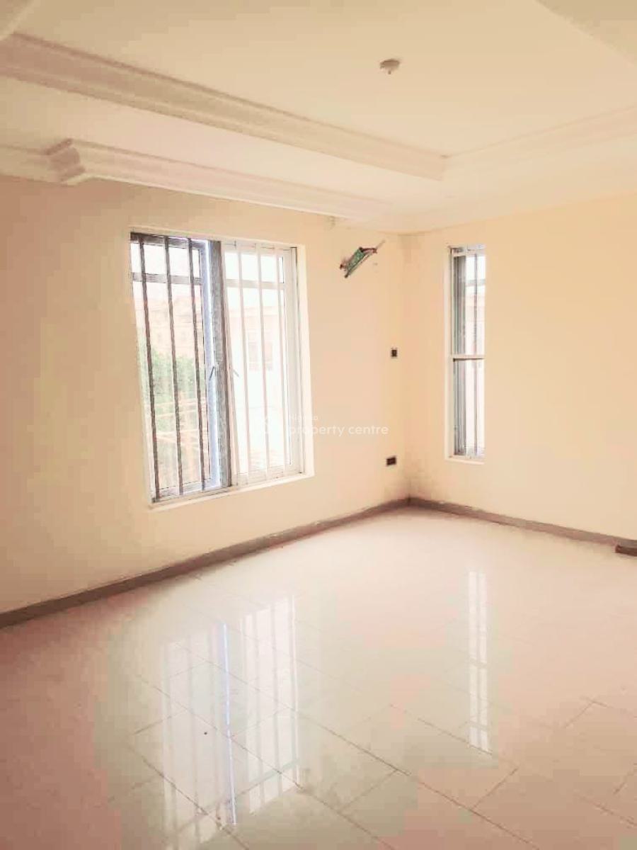 Fantastic 3 Bedrooms + Bq Flat, an Estate on Alpha Beach Road, New-road Bustop, Igbo Efon, Lekki, Lagos, Flat / Apartment for Rent