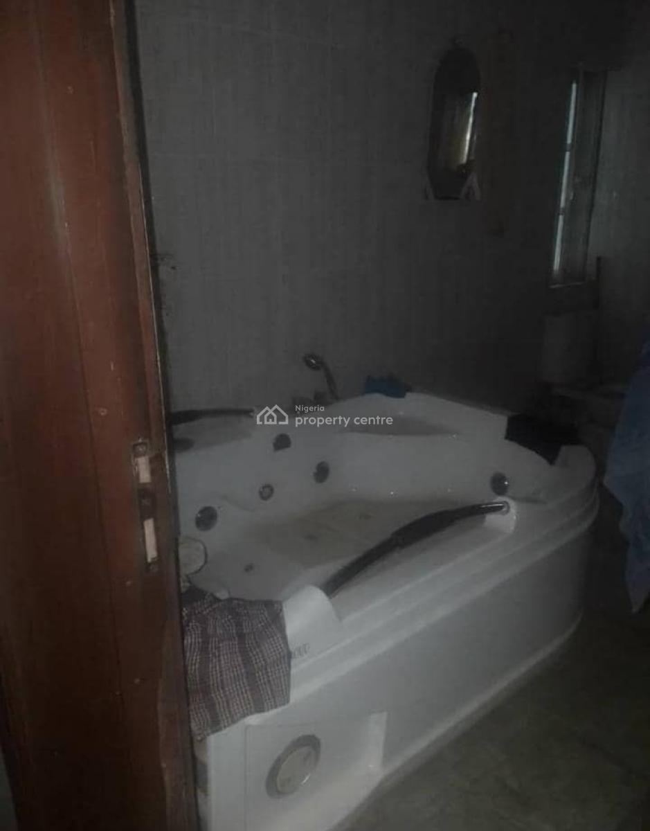5 Bedroom Luxury Detached House, Magoki Estate, Magboro, Ogun, Detached Duplex for Sale