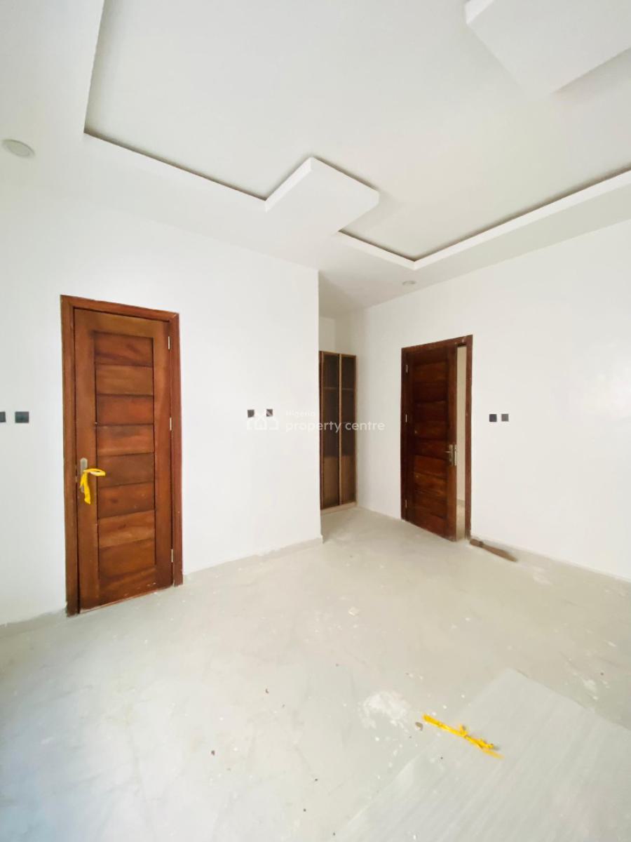 4 Bedroom Semi Detached Duplex with Bq, Ologolo, Lekki, Lagos, Semi-detached Duplex for Sale