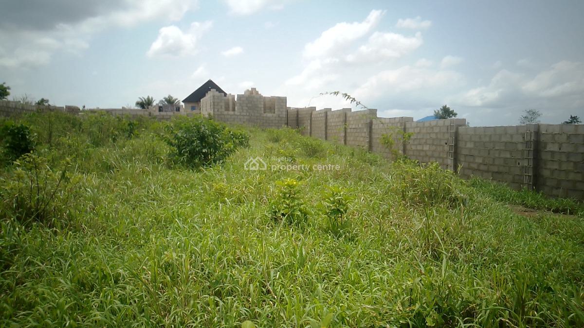 Plot of Land, Isiu Off Itokin Ijebu Ode Road, Isiu, Ikorodu, Lagos, Land for Sale